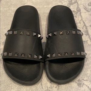 Valentino Rockstud Slides